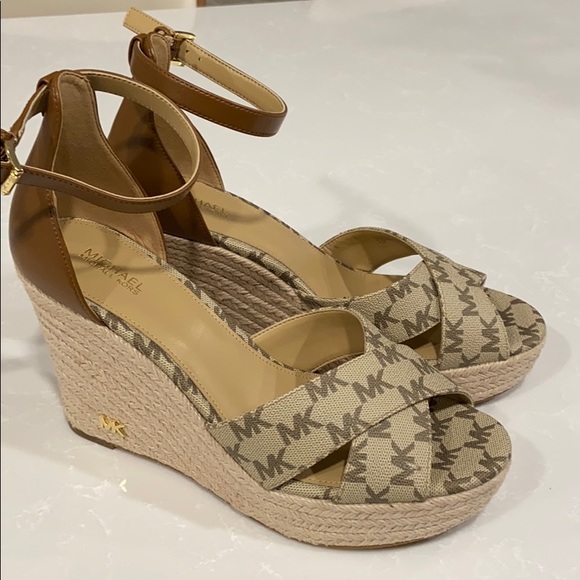 Michael Kors Shoes - Michael Kors wedge 8.5
